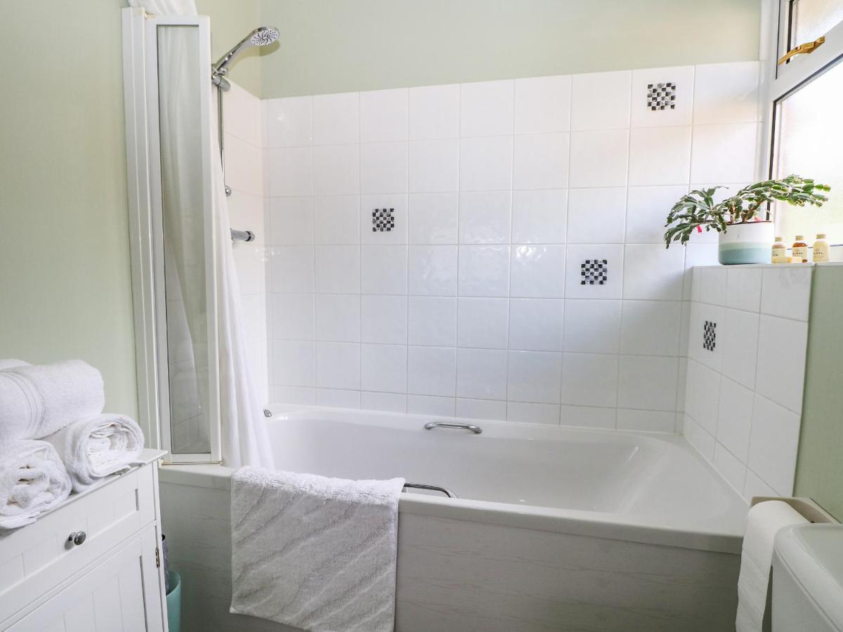 Karibu Villa Worthing Buitenkant foto